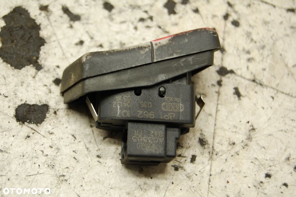 PANEL PRZEŁĄCZNIK SZYBY 8P1962107 AUDI A3 8P - 2