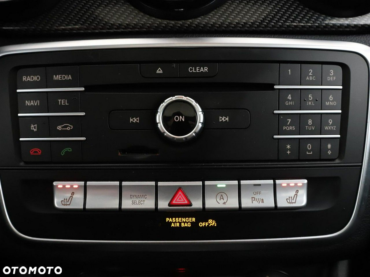 Mercedes-Benz GLA 180 7G-DCT UrbanStyle Edition - 25