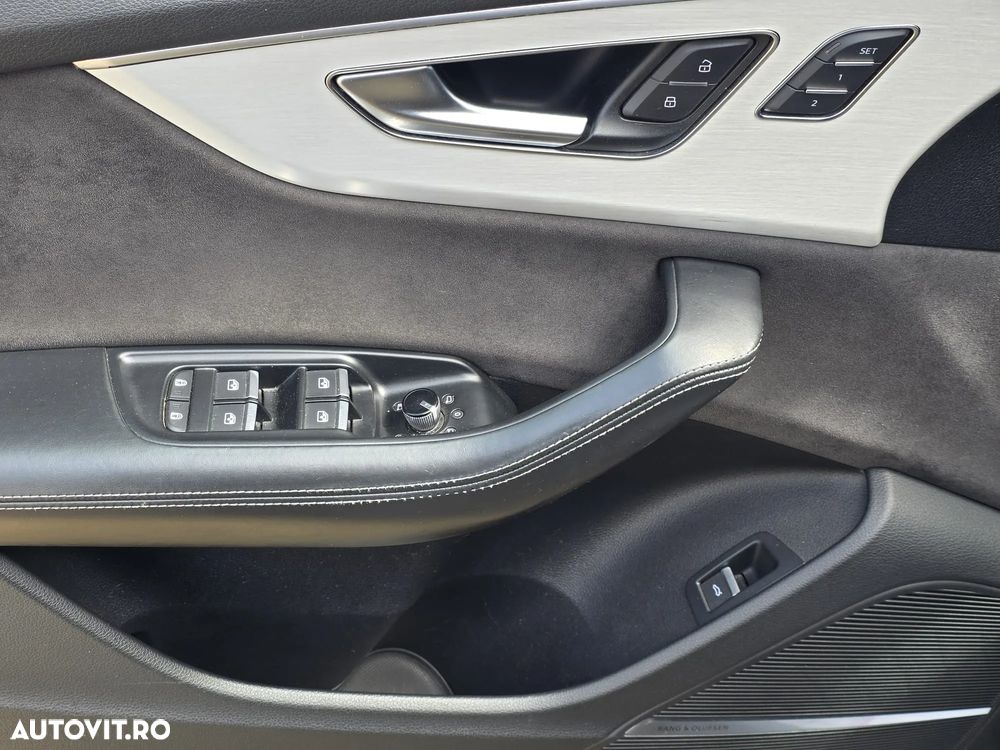 Audi Q8 3.0 50 TDI quattro Tiptronic MHEV - 7