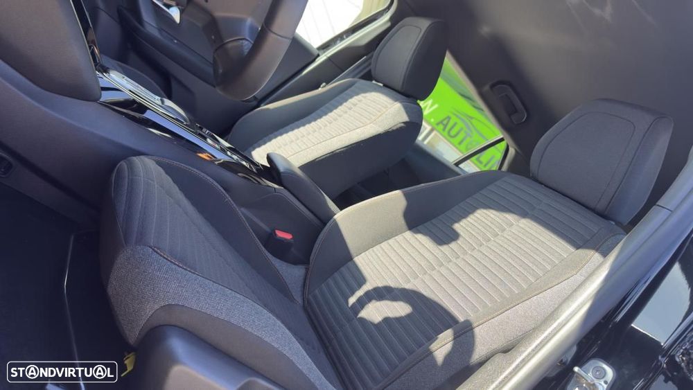 Peugeot e-2008 Active Pack - 6