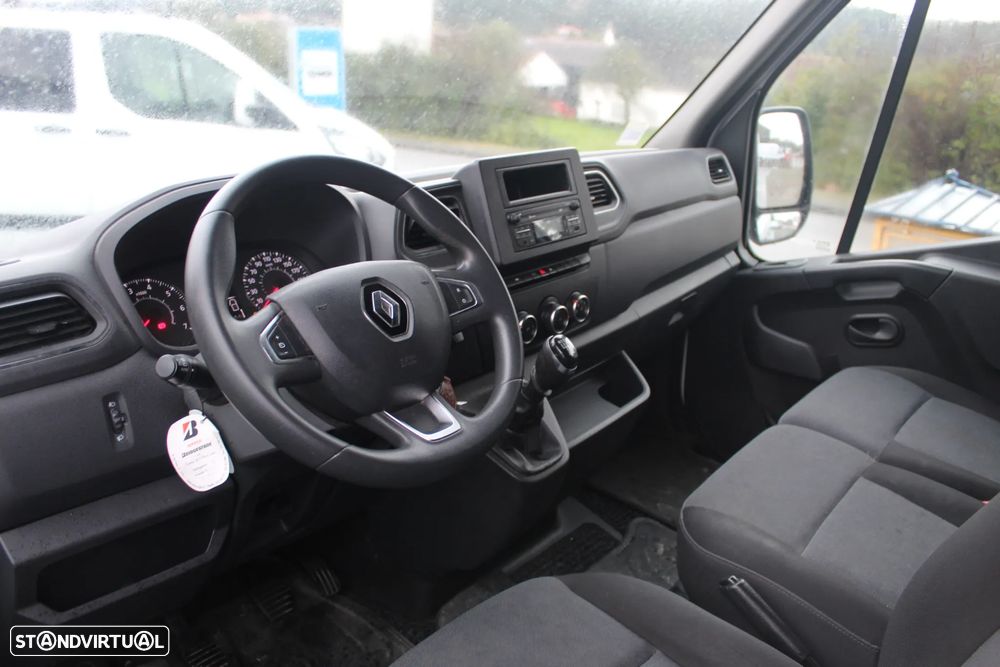 Renault Master 2.3 dCi L2H2 // 136 cv - 12