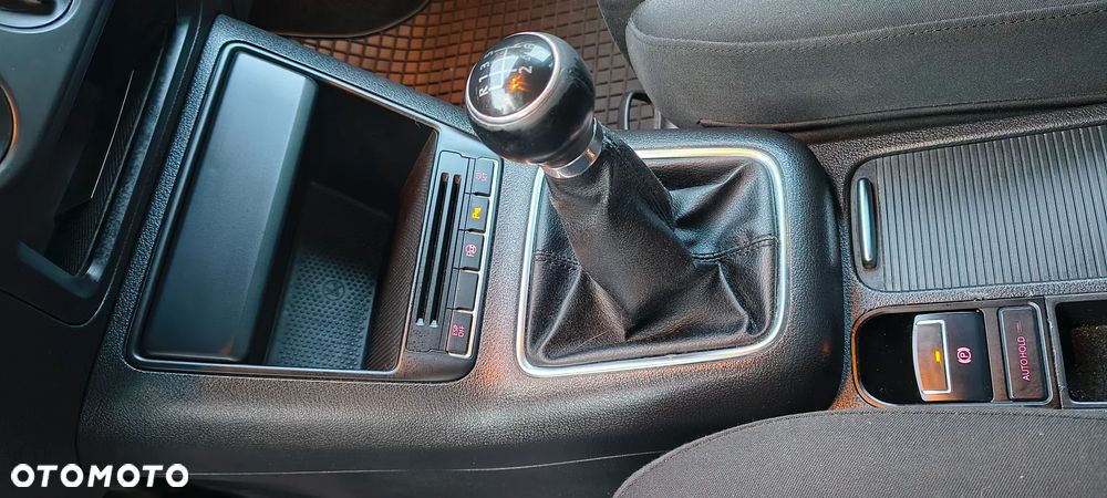 Volkswagen Tiguan 2.0 TDI DPF BlueMotion Technology Trend & Fun - 20
