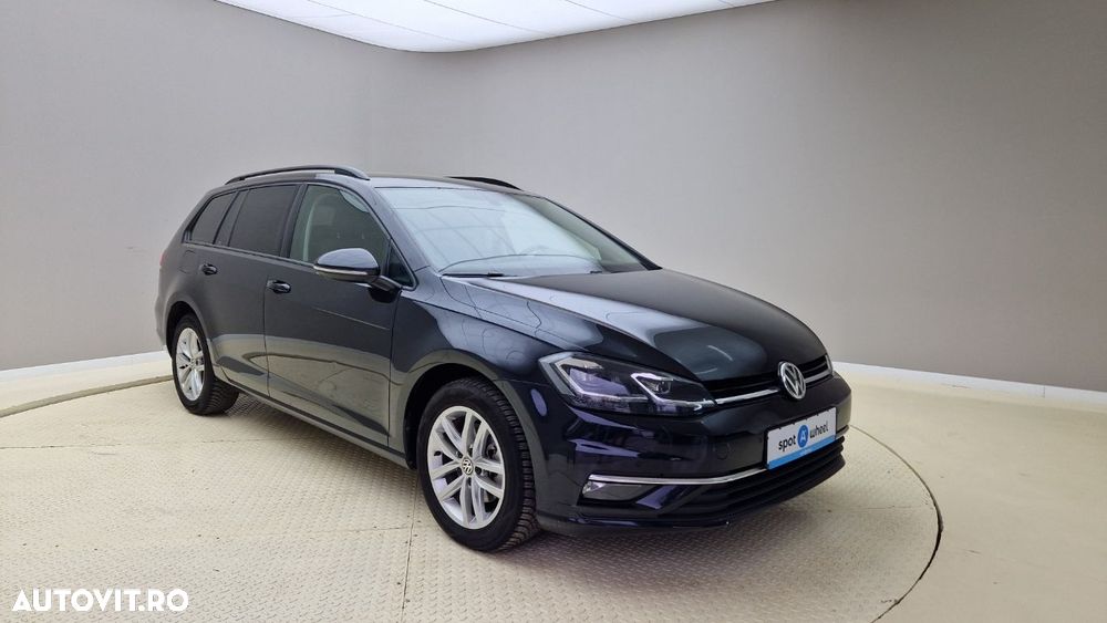 Volkswagen Golf - 4