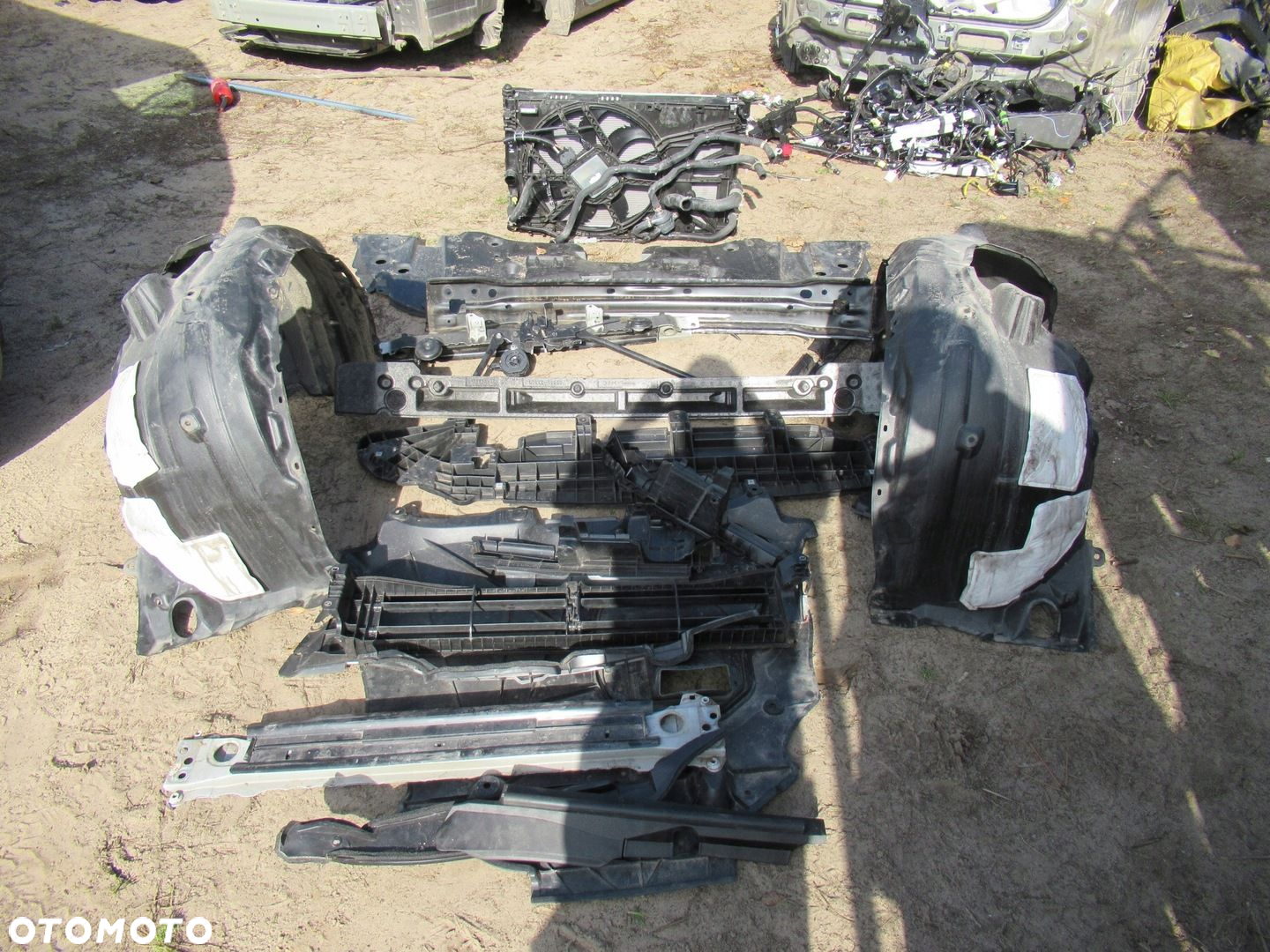TOYOTA CAMRY 19-22 PRZÓD BLACHARSKI KOMPLET - 4