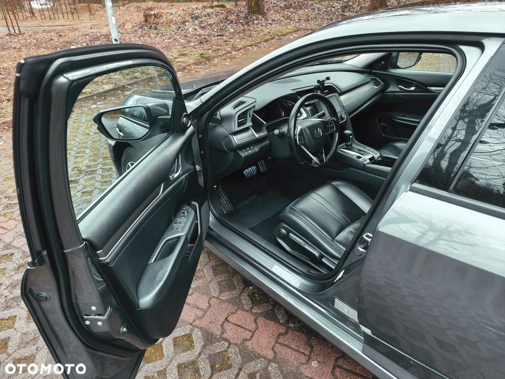 Honda Civic 1.5 T Executive CVT - 17