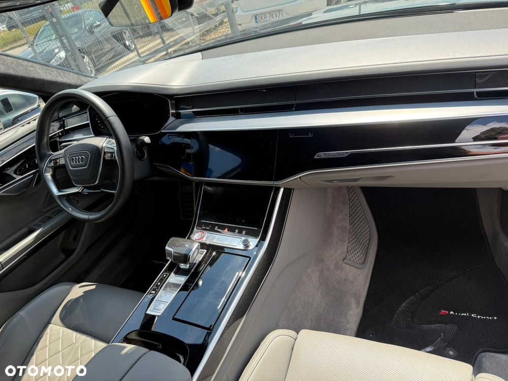 Audi S8 TFSI mHEV Quattro Tiptr - 19