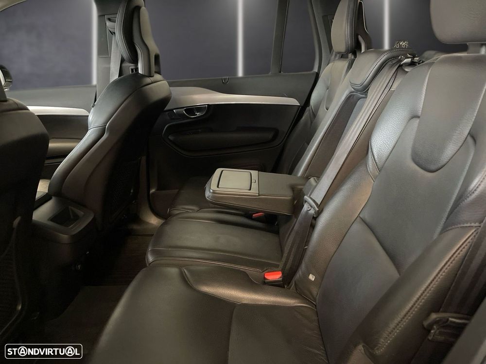 Volvo XC 90 2.0 D4 Momentum - 28