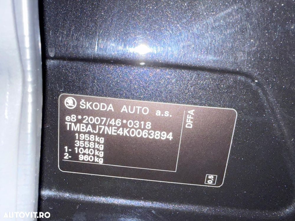 Skoda Octavia 2.0 TDI DSG Style - 19
