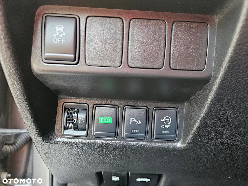 Nissan X-Trail - 32