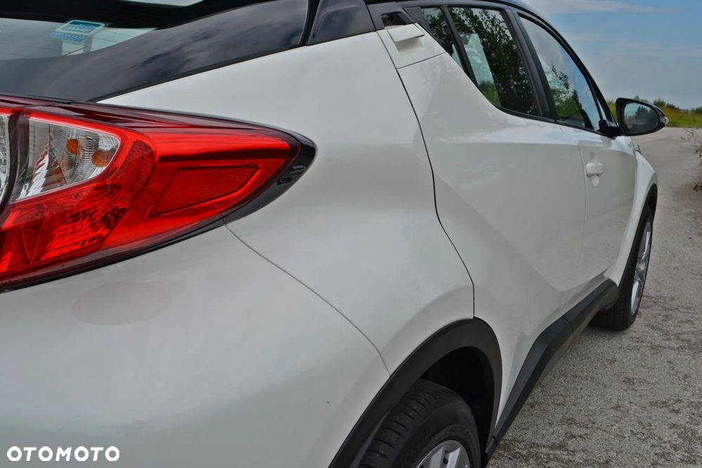 Toyota C-HR - 13