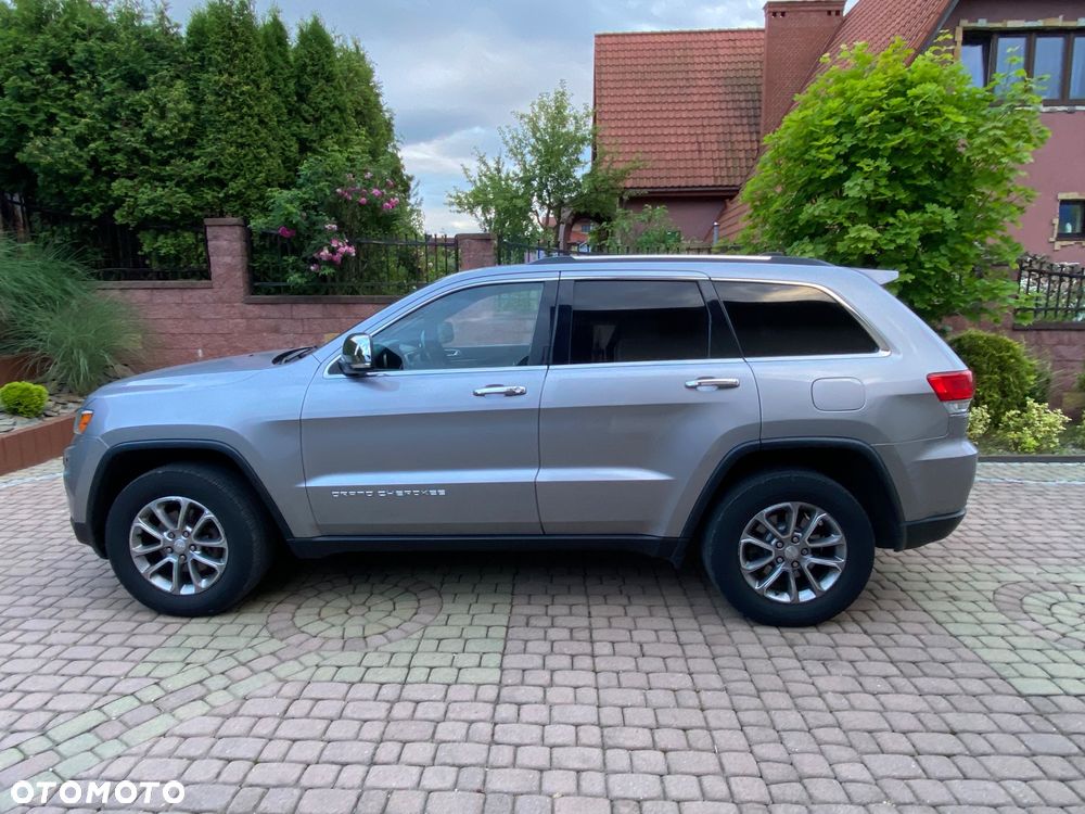 Jeep Grand Cherokee - 4
