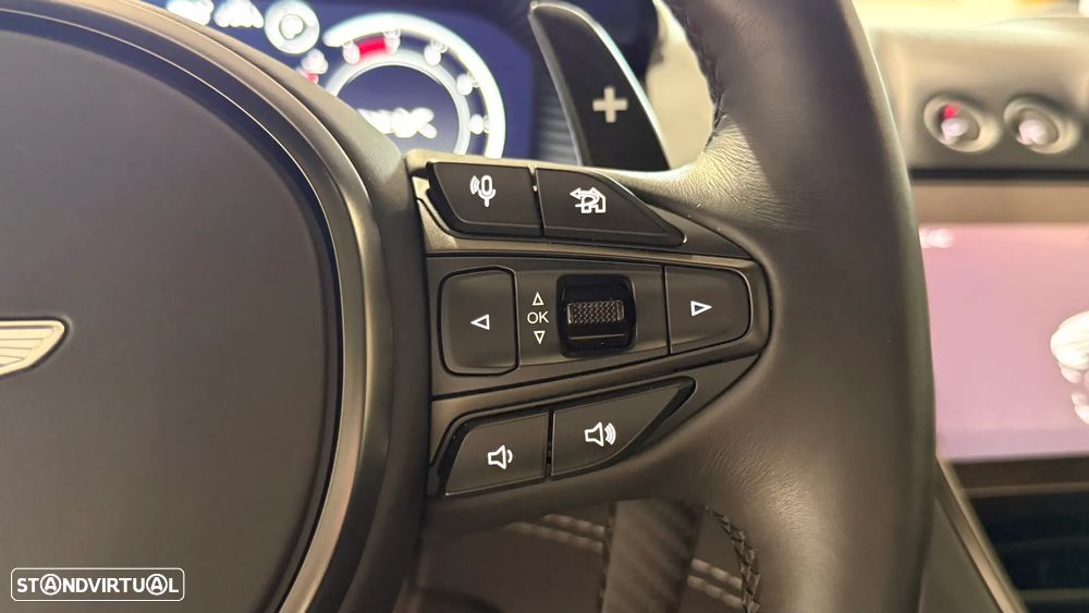 Aston Martin DBX 707 - 25