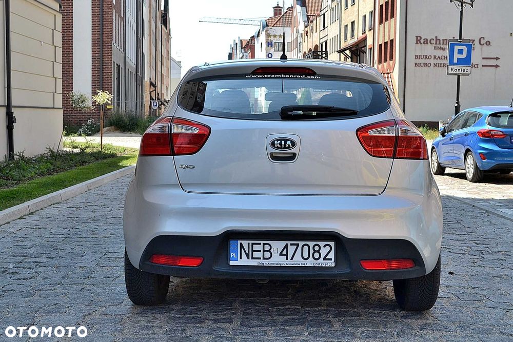 Kia Rio - 7