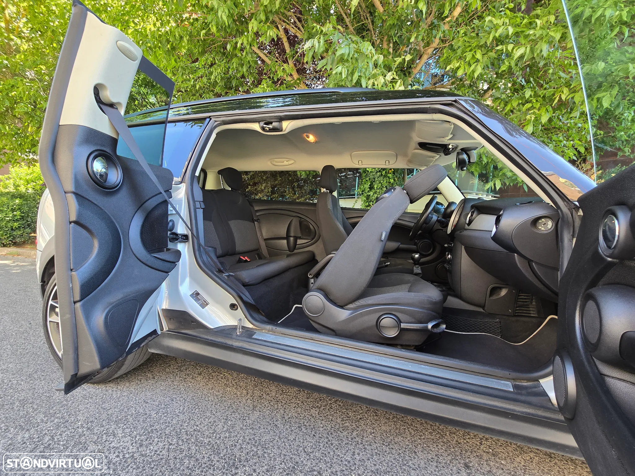 MINI Clubman Cooper D - 7