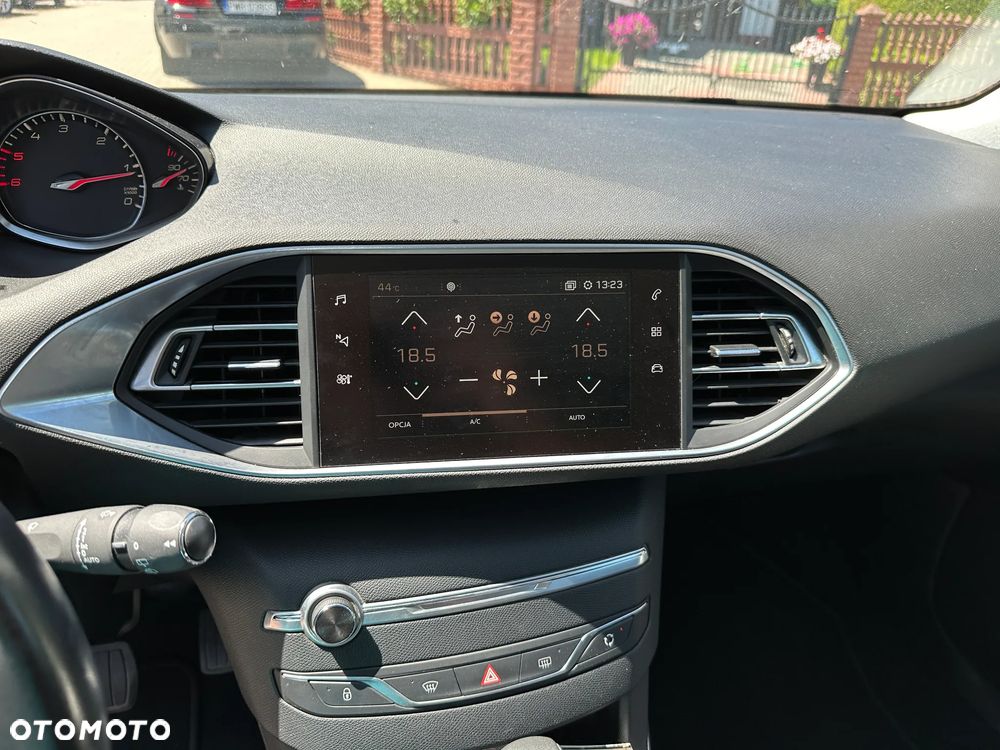 Peugeot 308 - 12