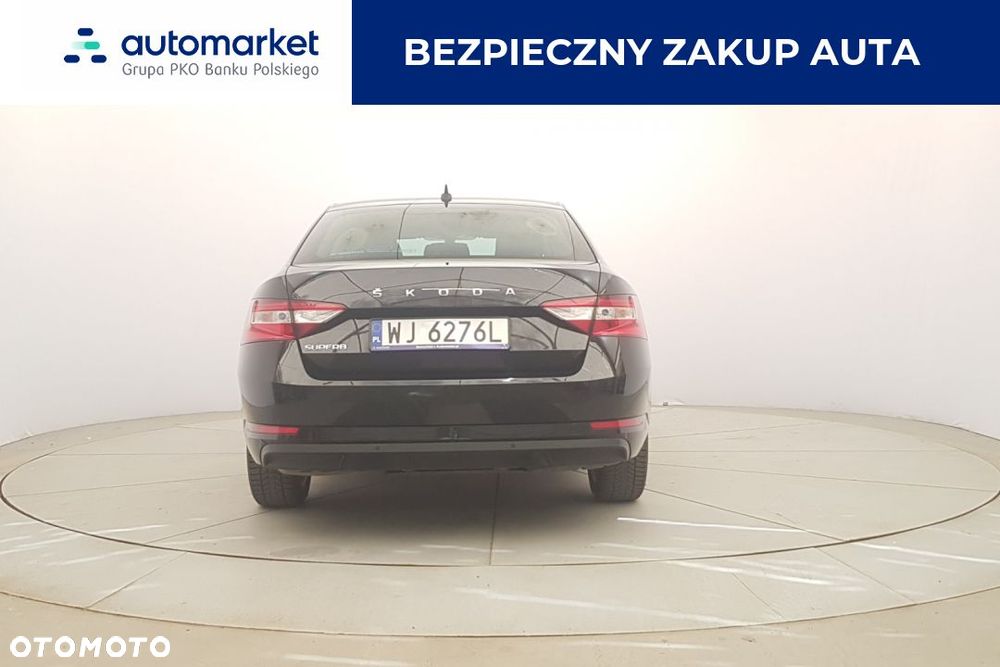 Skoda Superb 2.0 TDI SCR Ambition DSG - 6