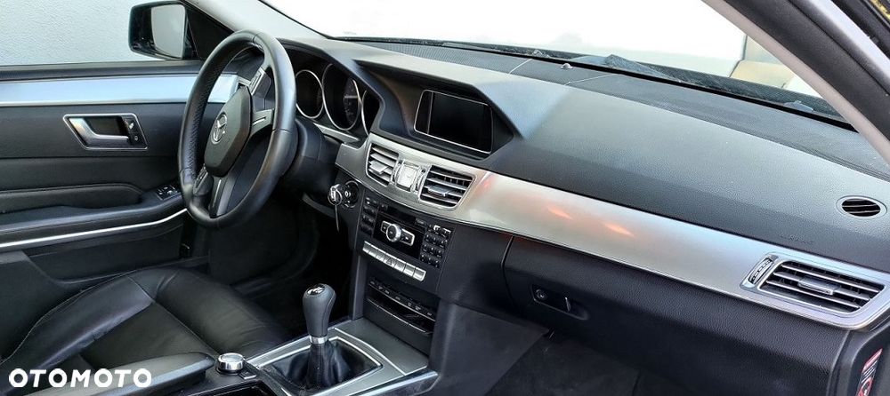 Mercedes-Benz Klasa E 200 CDI Elegance - 4