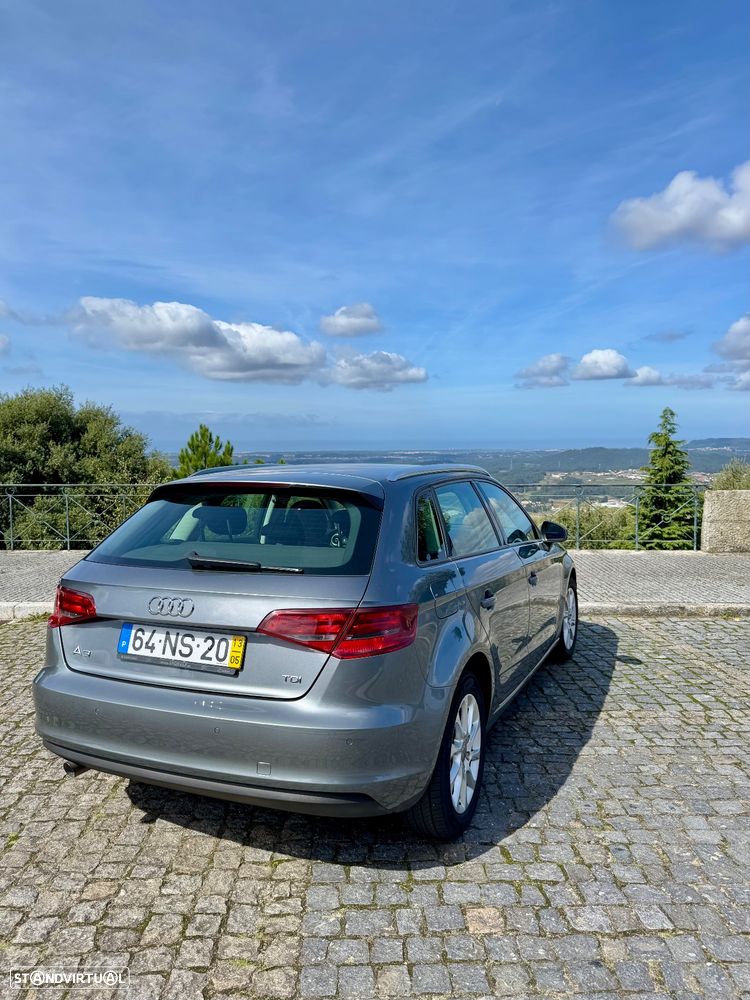 Audi A3 Sportback 1.6 TDI Attraction - 6