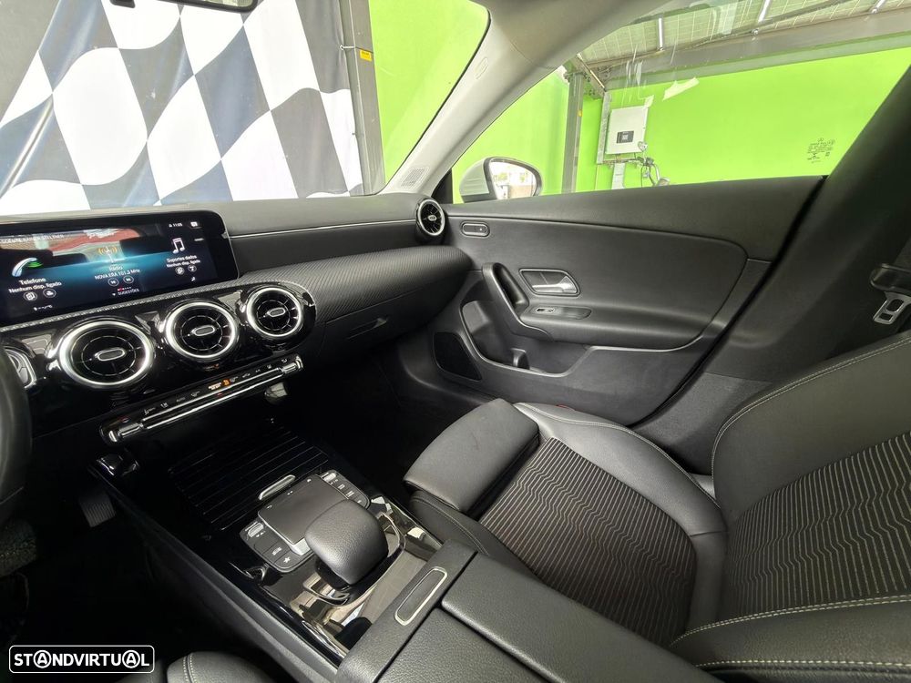 Mercedes-Benz CLA 250 - 20