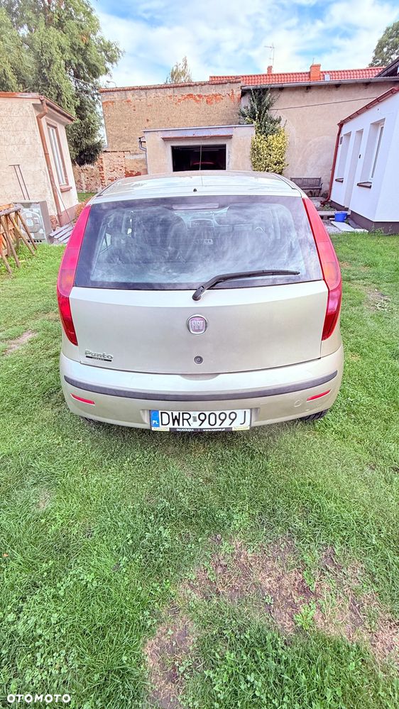 Fiat Punto 1.2 8V - 7