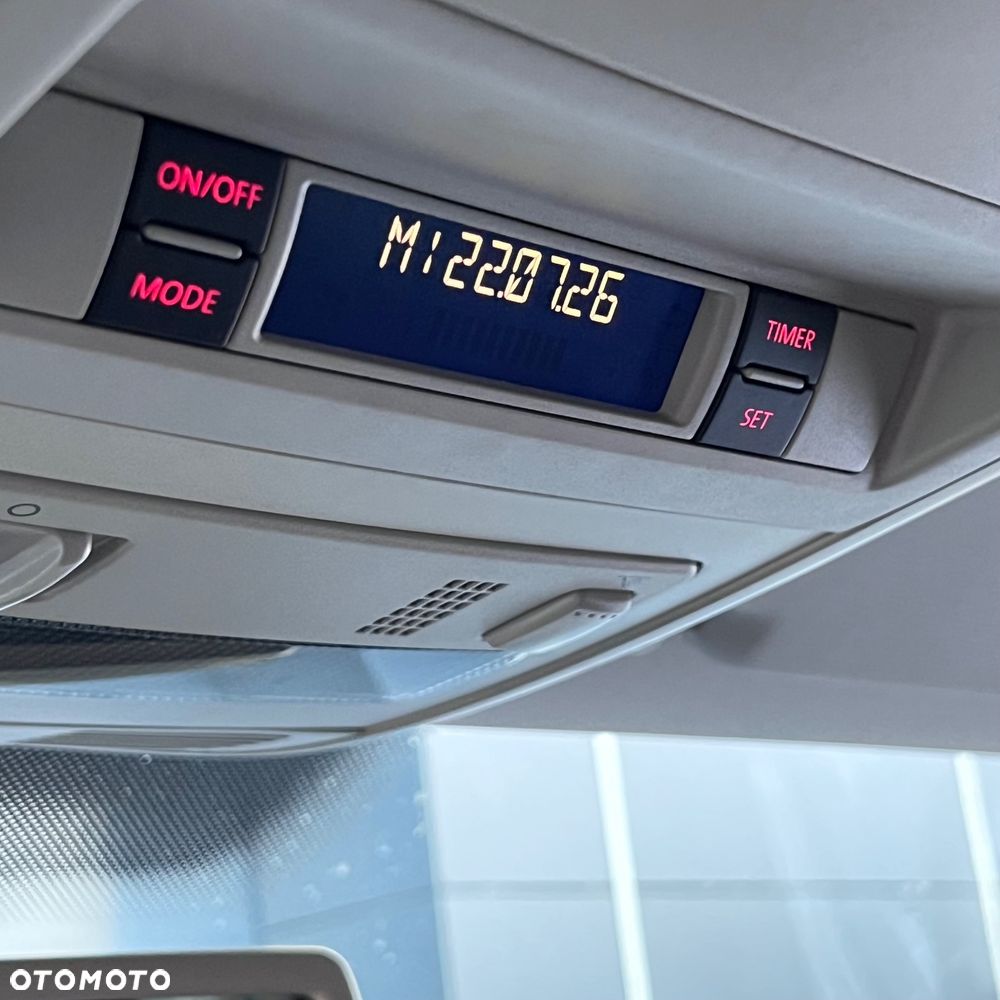 Volkswagen Multivan - 20