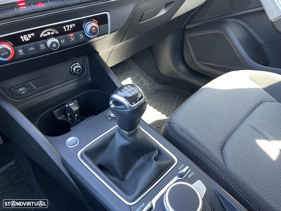 Audi Q2 35 TFSI S line - 25