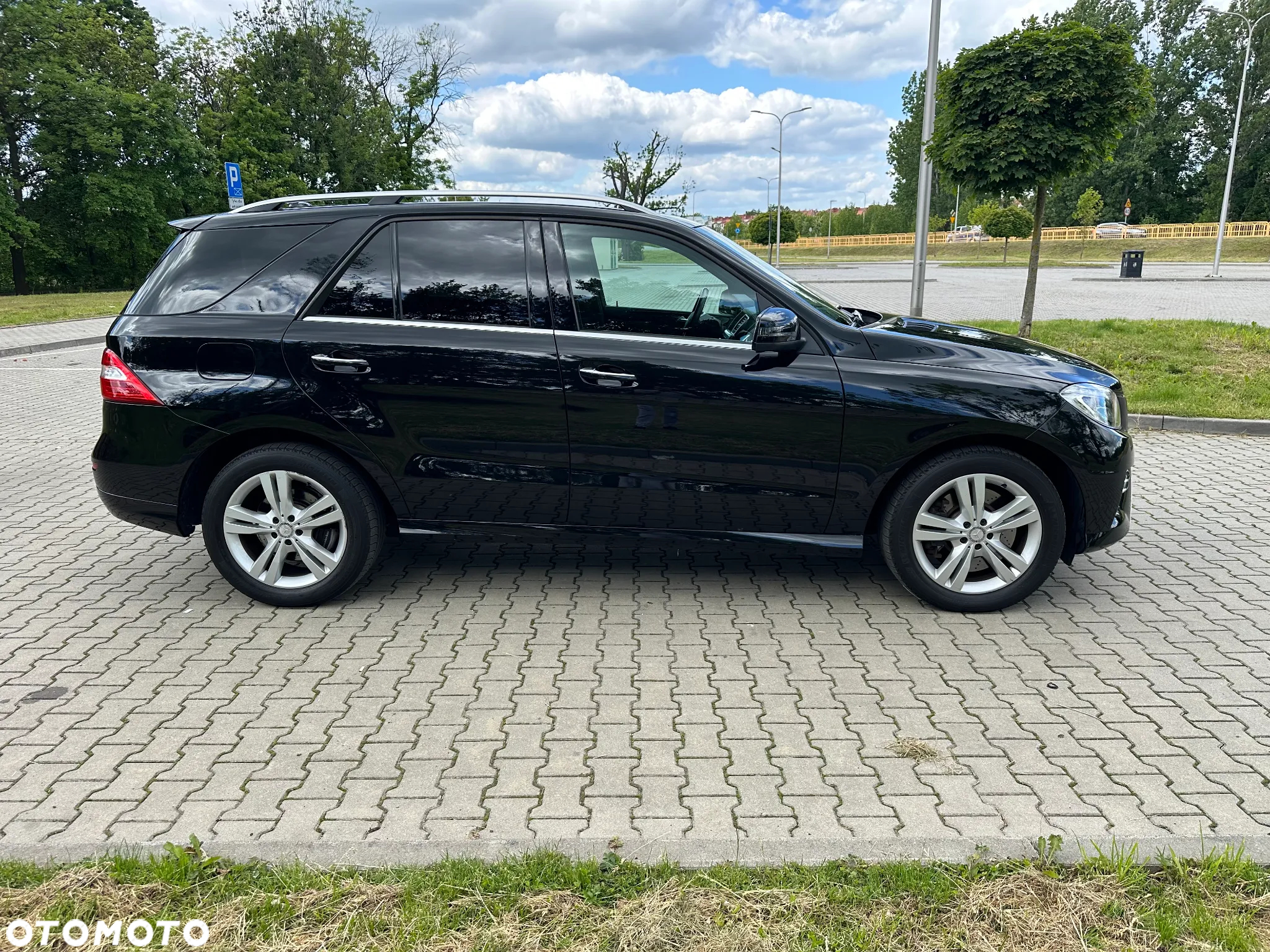 Mercedes-Benz ML 350 BlueTEC 4MATIC 7G-TRONIC - 16