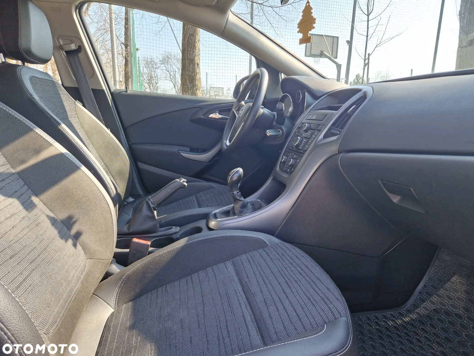 Opel Astra IV 1.4 T Active EU6 - 11