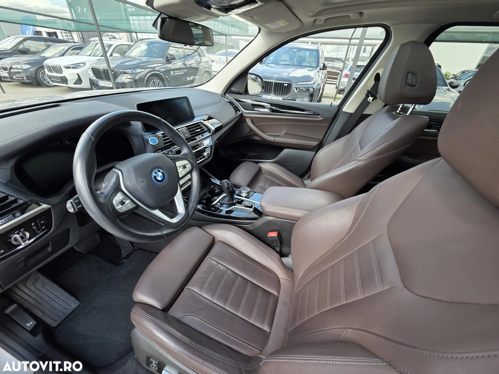 BMW iX3 Standard - 10