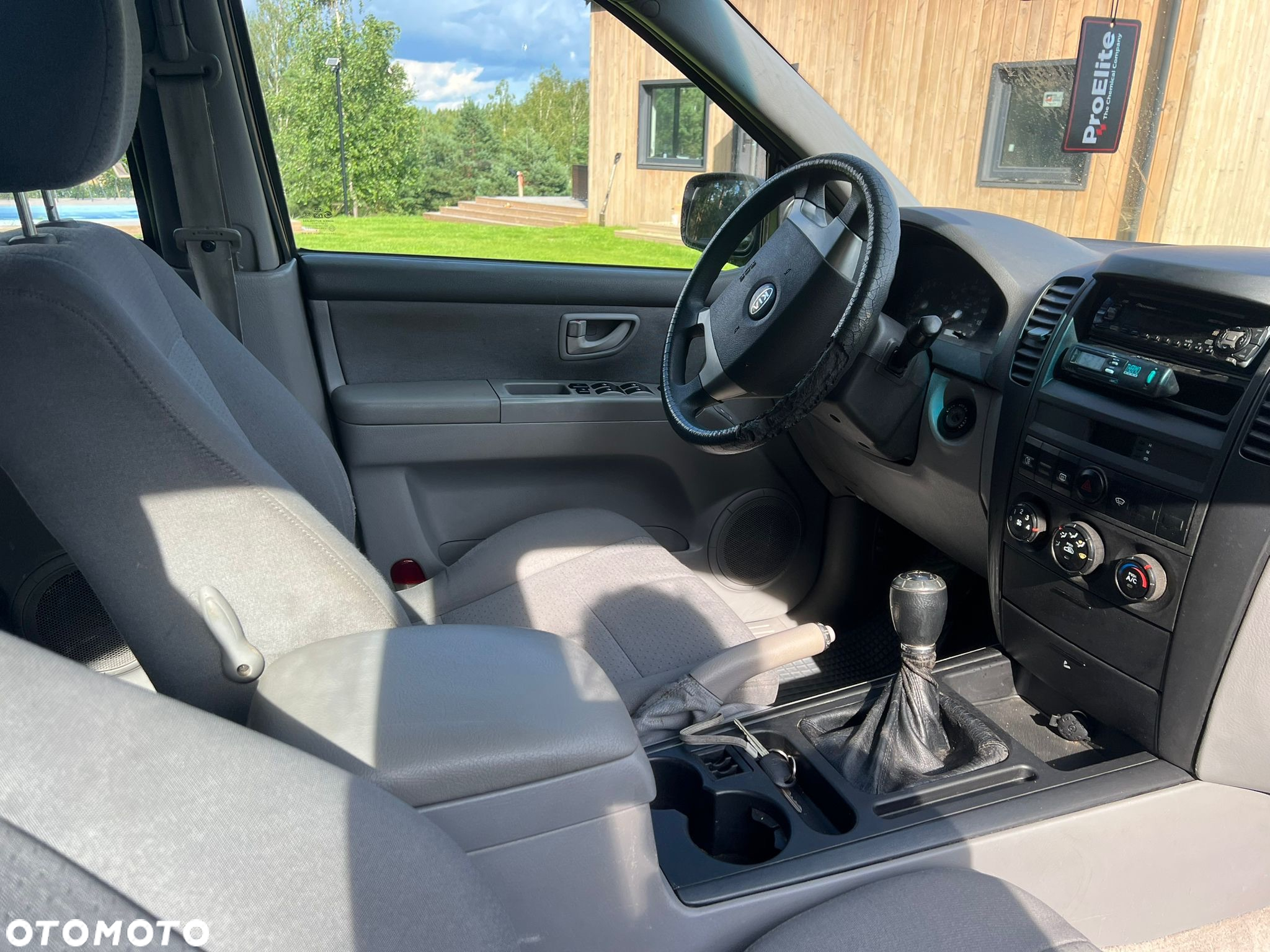 Kia Sorento 2.4 LX - 10