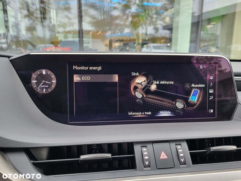 Lexus ES - 20