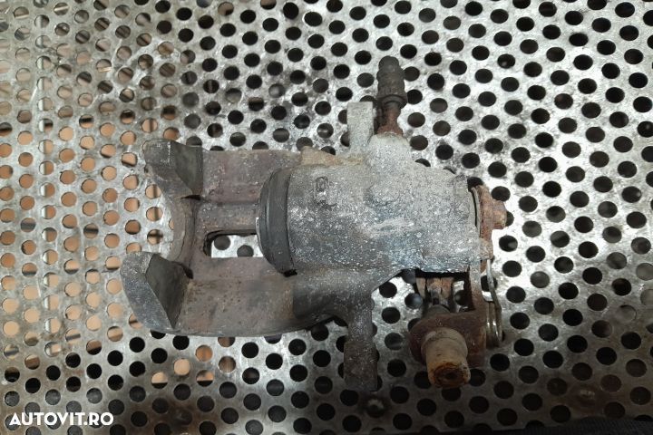 Etrier spate dreapta Fiat Scudo 2 [2007 - 2016] Minivan 2.0 MultiJet - 3