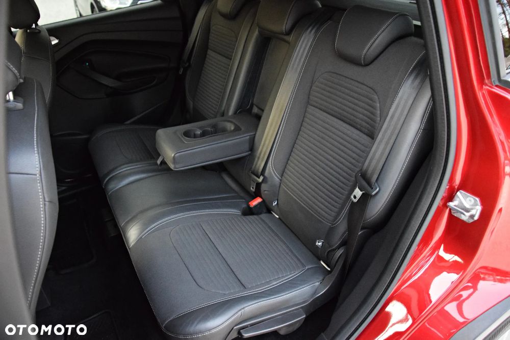 Ford Kuga - 32