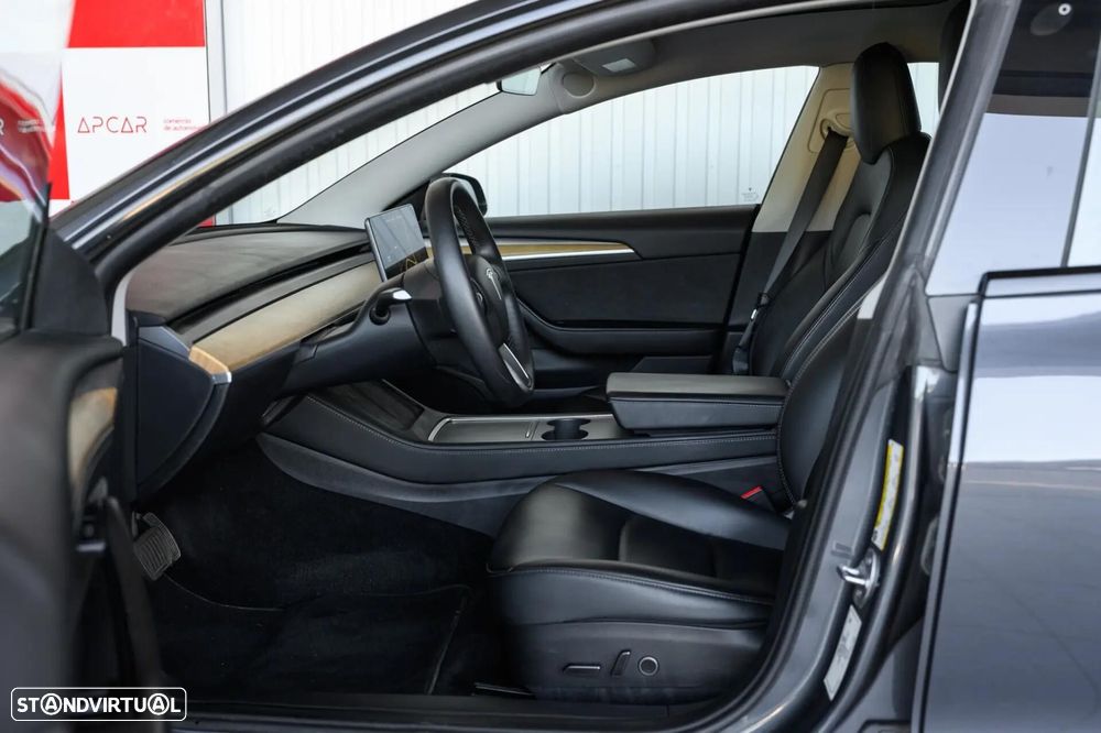 Tesla Model 3 Standard Range Plus RWD - 21