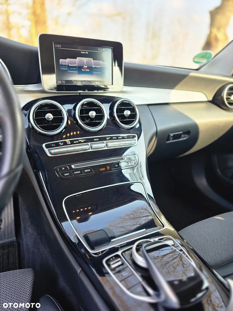 Mercedes-Benz Klasa C 180 7G-TRONIC Avantgarde - 37