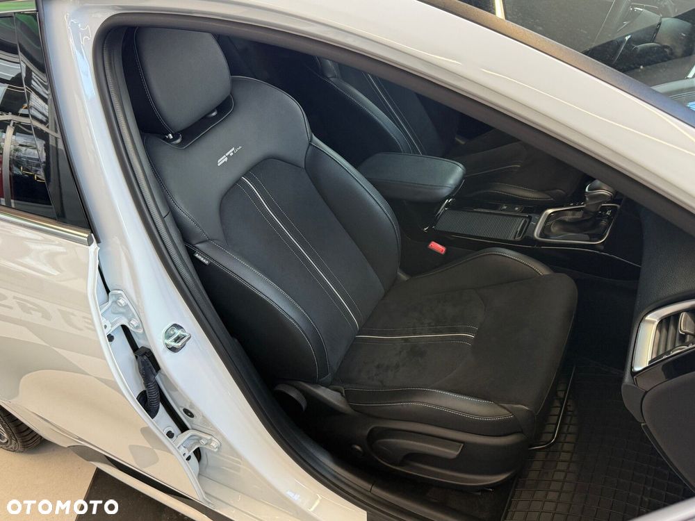 Kia ProCeed - 16