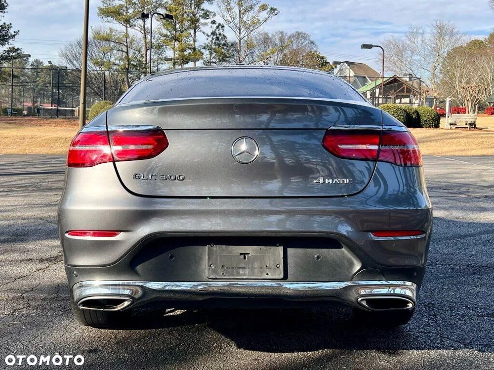 Mercedes-Benz GLC - 9