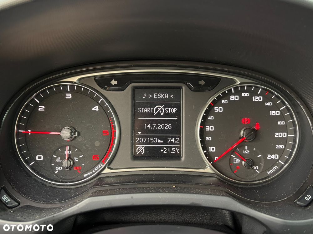 Audi A1 Sportback 1.6 TDI S tronic - 11