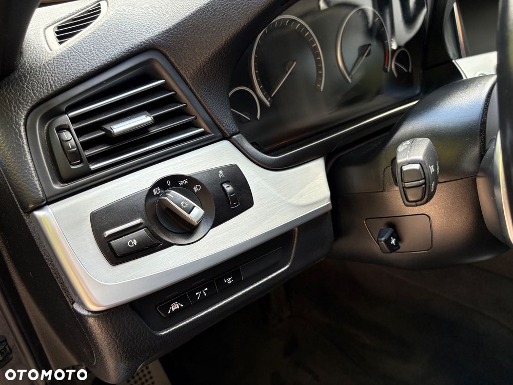 BMW Seria 5 - 29