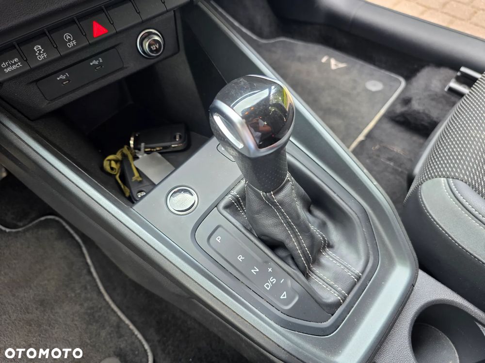 Audi A1 Sportback 35 TFSI S tronic S line - 26