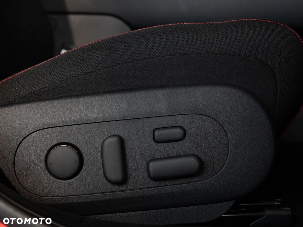 Hyundai IONIQ - 29