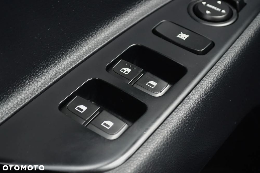 Kia Stonic 1.0 T-GDI 120 Spirit - 31