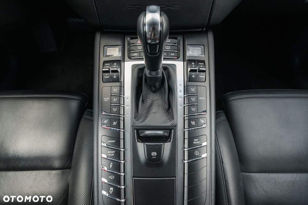 Porsche Macan - 21