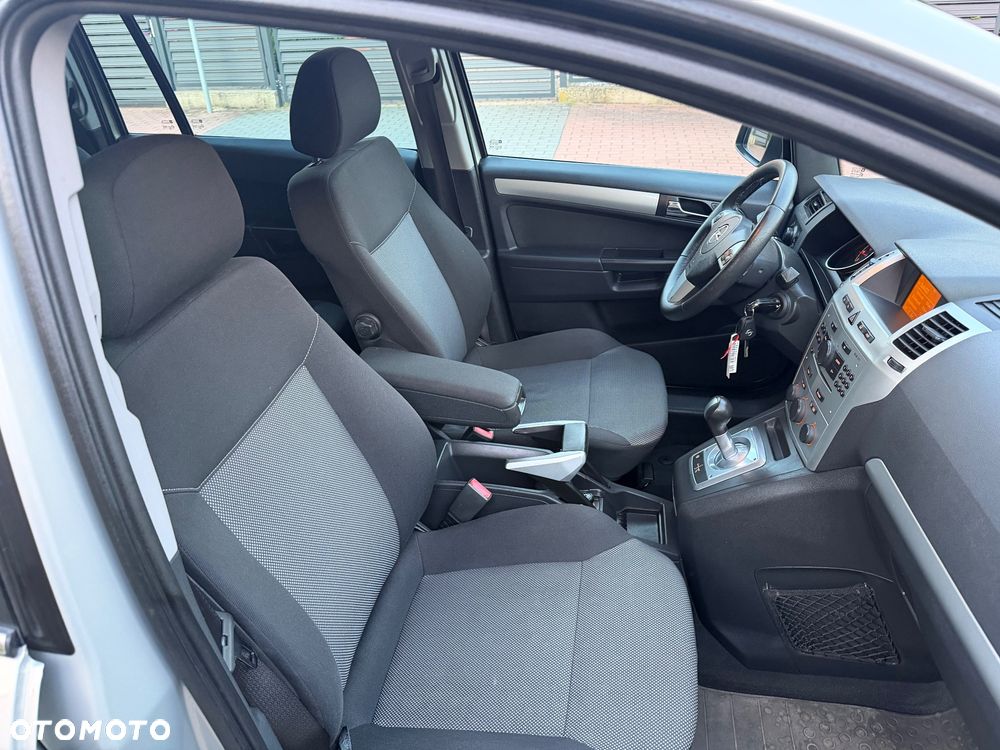 Opel Zafira 1.8 Easytronic Family Plus - 36