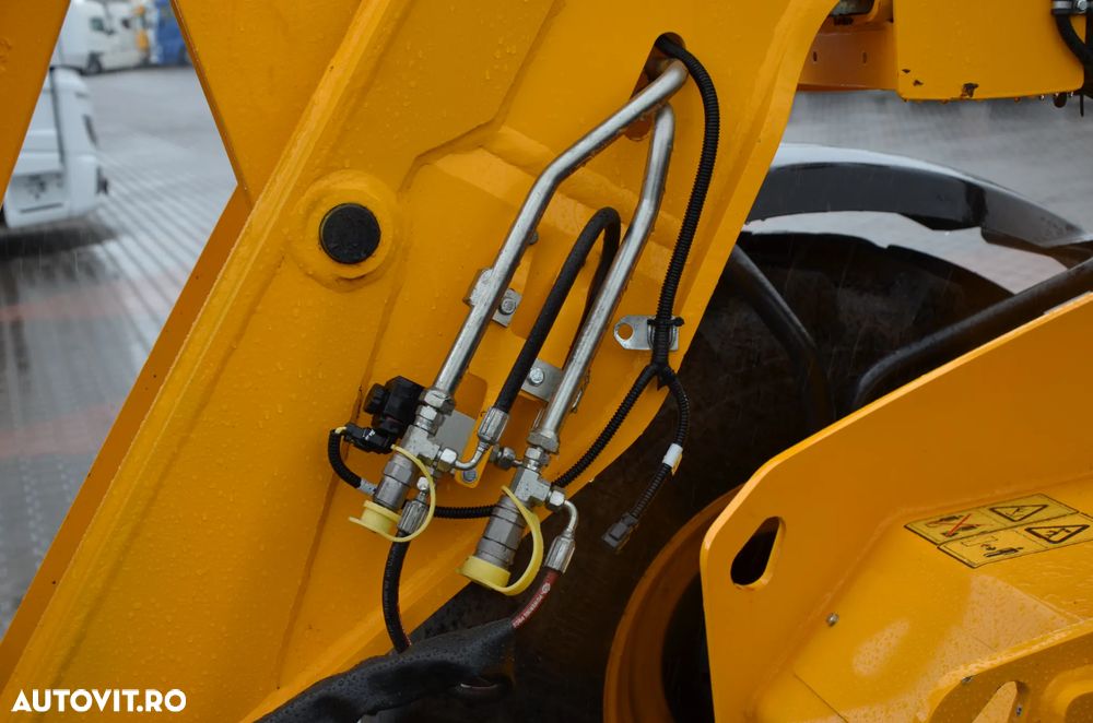 JCB - 14