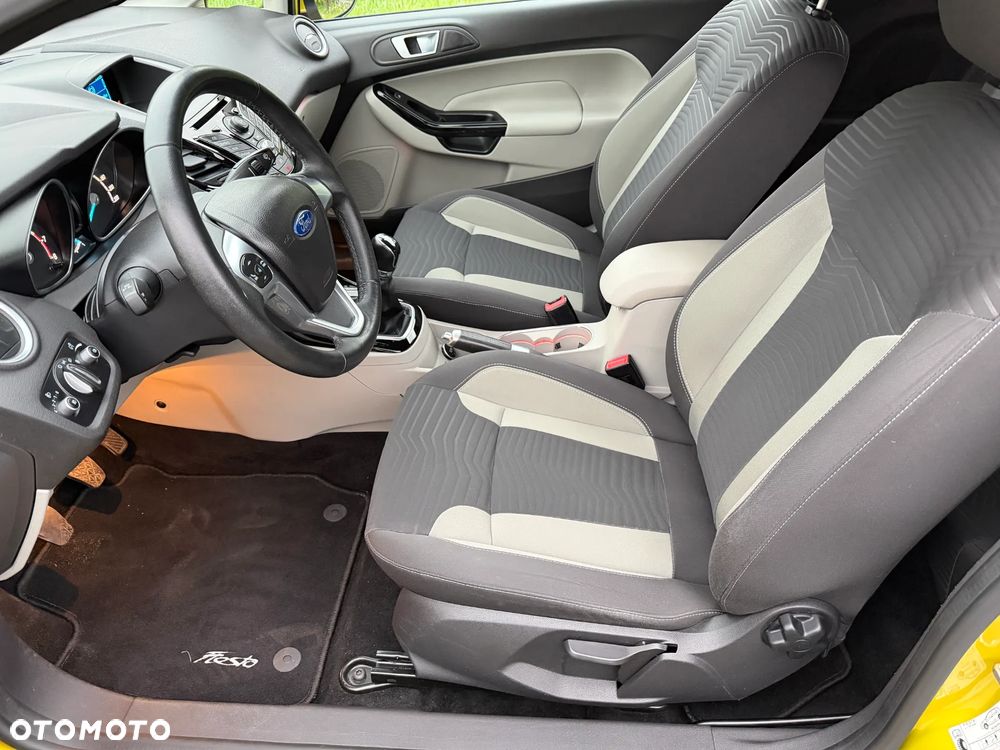 Ford Fiesta 1.0 EcoBoost Titanium EU6 - 26