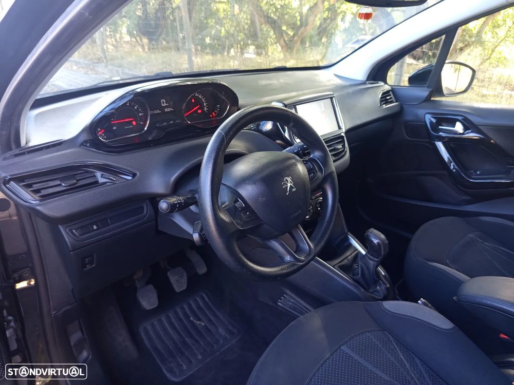 Peugeot 208 1.4 VTi Active - 10