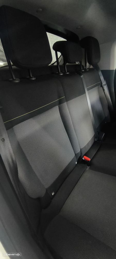 Citroën C3 1.2 PureTech Feel - 24