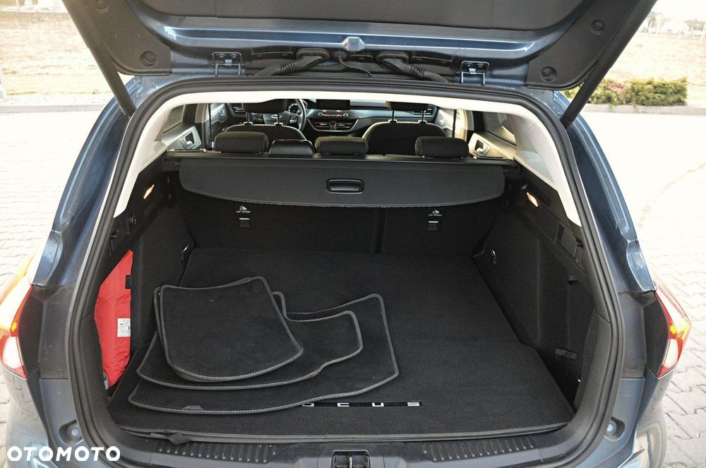 Ford Focus - 26