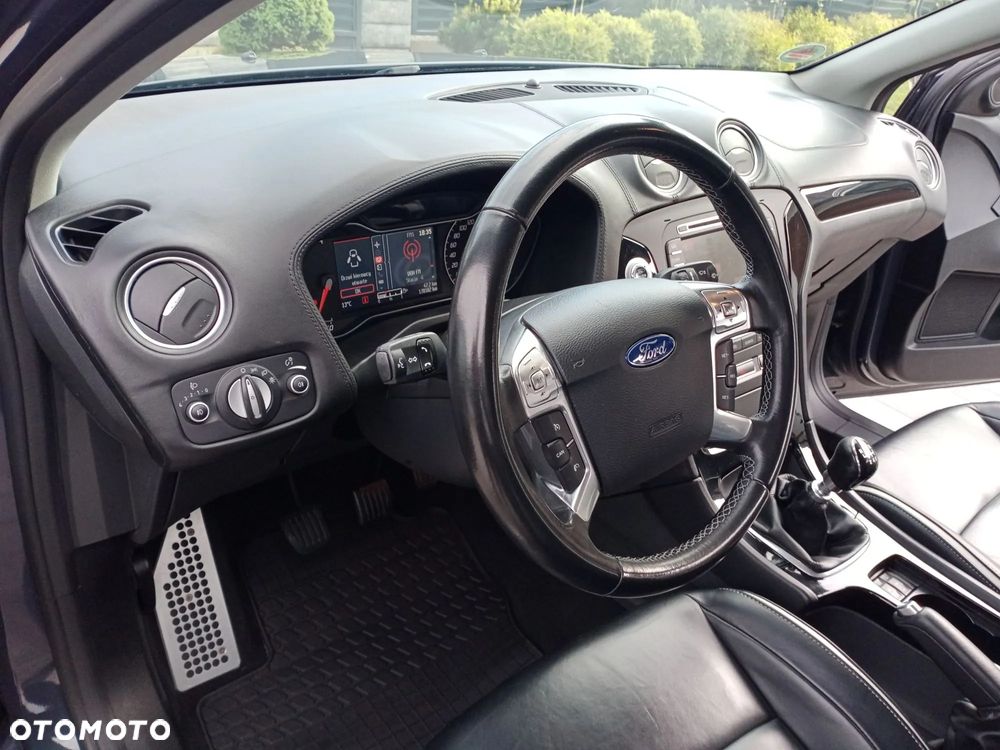 Ford Mondeo 2.0 TDCi Titanium X - 22